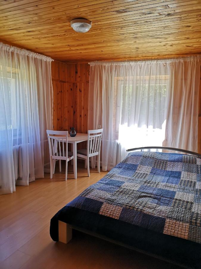 Hostal Kryzbarkas Deguciai  Exterior foto